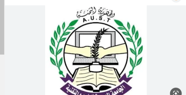 طلاب الجامعة العربية يناشدون وزارة التعليم العالي اصدار شهادات تخرجهم