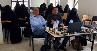 طلبة تقنية المعلومات بجامعة المعرفة