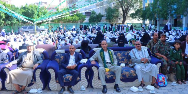 رئيس جهاز محو الأمية وتعليم الكبار يشارك بفعالية المولد النبوي الشريف بمدرسة سمية الثانوية بمديرية السبعين