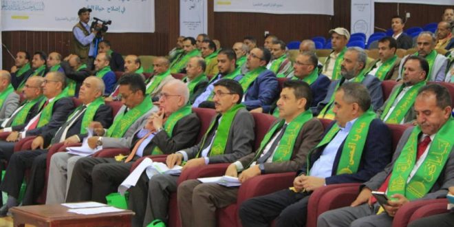 الجامعة التخصصية تشارك في اللقاء التشاوري لقيادة وزارة التربية والتعليم والبحث العلمي مع رؤساء مؤسسات التعليم العالي