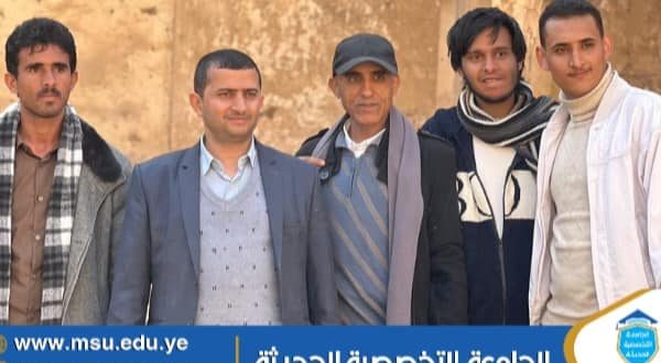 نزول ميداني لطلبة هندسة التصميم الداخلي بالجامعة التخصصية إلى مركز المدينة للتصوير