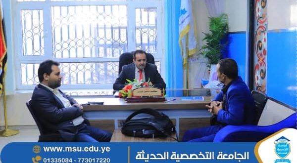 صحيفة 26 سبتمبر تزور الجامعة التخصصية 