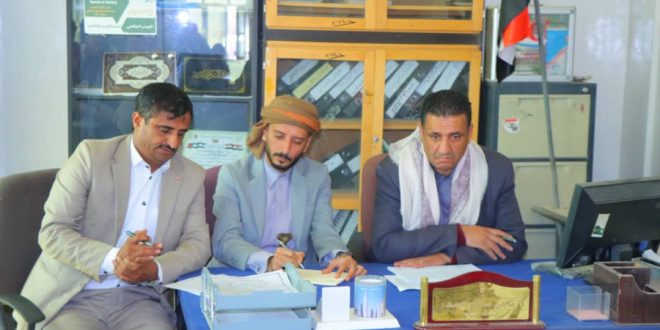 فريق الإشراف المركزي إلى محافظة عمران يبدأ أعماله بزيارة عمل لمكتب الإدارة العامة لمحو الأمية وتعليم الكبار بالمحافظة