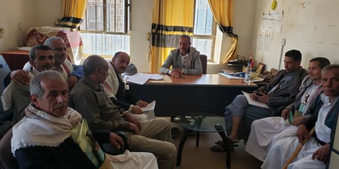 فريق الإشراف المركزي إلى محافظة حجة يبدأ أعماله بزيارة عمل لمكتب الإدارة العامة لمحو الأمية وتعليم الكبار بالمحافظة