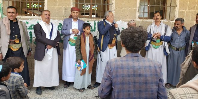 القائم بأعمال رئيس هيئة مكافحة الفساد يطلع على أنشطة المراكز الصيفية بمحافظة عمران