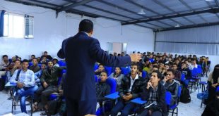 ندوة علمية في الكلية التخصصية الحديثة