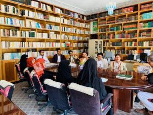 طلبة جامعة المعرفة يزورون مجلس النواب 