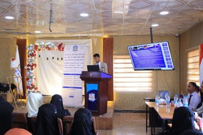 مناقشة مشروع تخرج المختبرات بالجامعة الوطنية