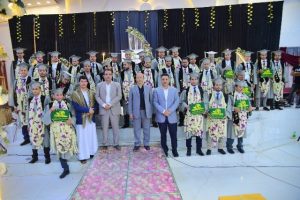 الاحتفال بتخرج الدفة الرابعة من جامعة المعرفة