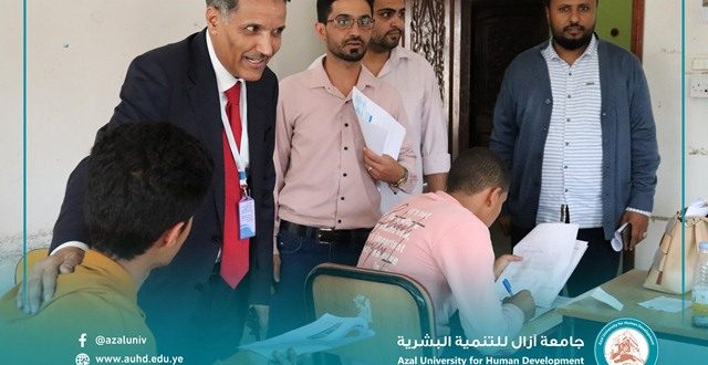 رئيس جامعة آزال في زيارة تفقدية لكلية العلوم الإنسانية