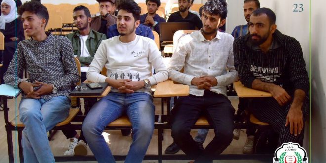 طلبة كلية الهندسة بجامعة الملكة أروى يناقشون مشاريع التخرج