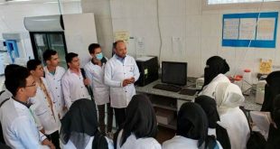 طلبة المختبرات بجامعة الناصر يزورون مختبرات الصحة العامة المركزية