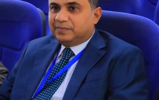 الدكتور خليل الوجيه يعود إلى أرض الوطن بعد رحلة علاجية ناجحة