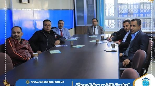 اجتماع يضم قيادة الجامعة التخصصية و مؤسسة انجاز