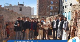 لبة قسمي الهندسة المعمارية والتصميم الداخلي بالجامعة التخصصية يزورون منطقة صرف الإنشائية