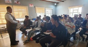 "مهارات التحليل في النصوص" دورة تدريبية بالجامعة الوطنية