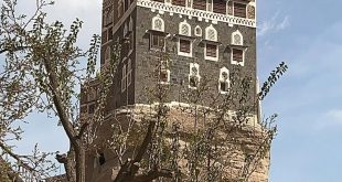 زيارة عليمة لطالبات قسم الترجمة بلجامعة الوطنية الى دار الحجر