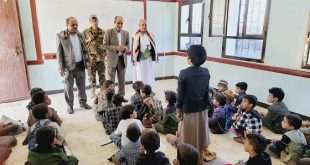 رئيس جهاز محو الأمية وتعليم الكبار يتفقد الدورات الصيفية في عدد من المراكز بمحافظة صنعاء