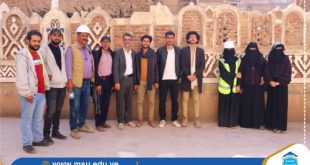 نزول ميداني لطلبة الجامعة التخصصية قسم الهندسة إلى صنعاء القديمة