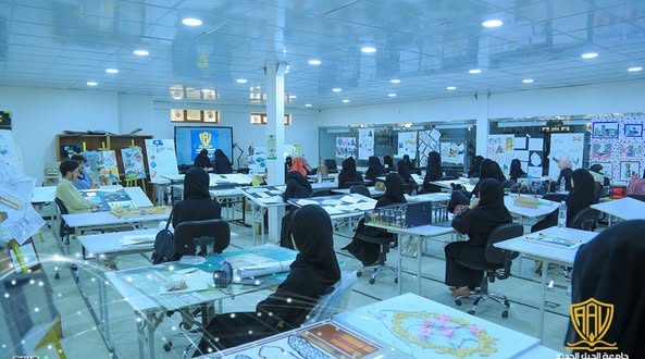 طلبة التصميم الداخلي بجامعة الجيل الجديد ينجزون نماذج إبداعية مميزة