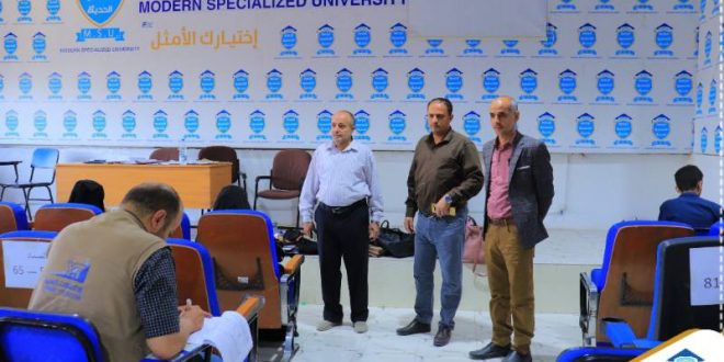 مساعد رئيس الجامعة التخصصية الدكتور ميثاق الجبر يتفقد سير الامتحانات النهائية 