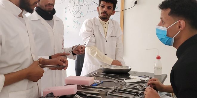 اختبار التدريب الميداني لطلاب قسم العمليات بكلية الآفاق