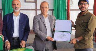 جامعة المعرفة والعلوم الحديثة تكرم المنظمين للمعرض الهندسي الأول