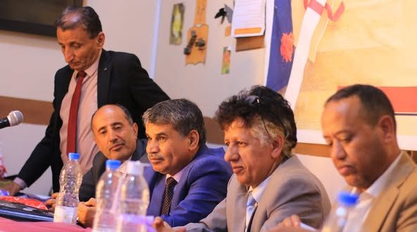 طلاب العلوم الإدارية في كلية الجزيرة: مشاريع تخرج رائدة تلامس قضايا الذكاء الاصطناعي والمخاطر الائتمانية