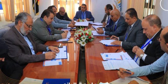 مجلس جامعة الرازي يعقد اجتماعه الدوري ويناقش عدد من المواضيع المتعلقة بسير العملية التعليمية