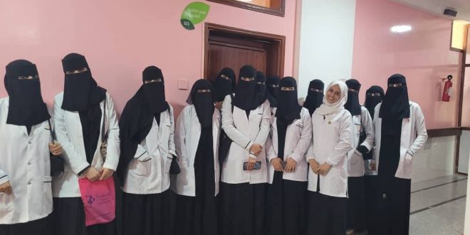 جامعة الناصر تنفذ نزولاً ميدانياً لطالبات التغذية العلاجية إلى مستشفى آزال