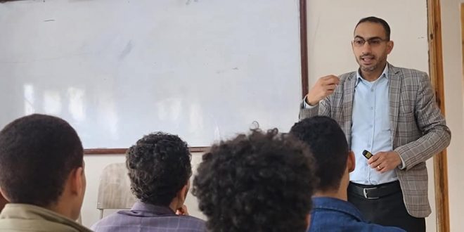 كلية الجزيرة تنظم دورة إرشادية بعنوان "كيف تختار تخصصك الجامعي؟"