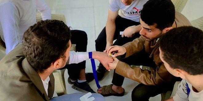 كلية الجزيرة تنفذ الجانب العملي من دورة الإسعافات الأولية بمشاركة واسعة