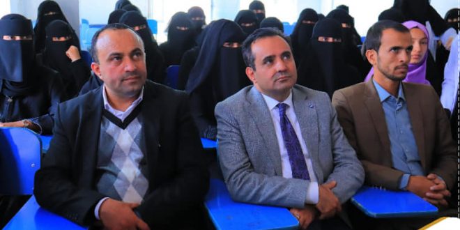 الكلية التخصصية الحديثة: طلبة مساعد طبيب يقدمون عروضاً نوعية في مقرر "الصحة العامة"