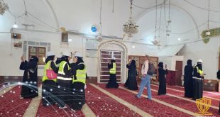 جامعة الجيل الجديد تنظم زيارة ميدانية لطالبات التصميم الداخلي والجرافيك إلى باب اليمن