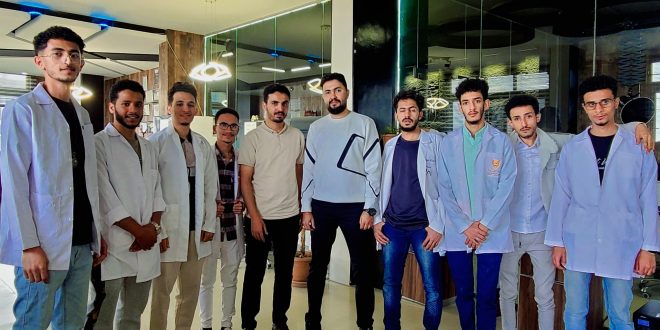 طلبة فني الأسنان بكلية الجزيرة في زيارة علمية إلى معمل ابتكار كاد كام