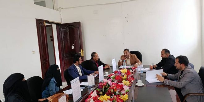 مجلس كلية التكنولوجيا الحديثة يعقد اجتماعه الدوري لمناقشة سير العملية التعليمية والتطوير الأكاديمي