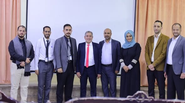 قسم طب وجراحة الفم والأسنان بجامعة الملكة أروى يدشن اليوم العلمي لطب الأسنان