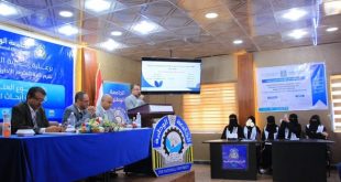 الجامعة الوطنية:انطلاق فعاليات الأسبوع العلمي لمناقشة أبحاث التخرج بكلية العلوم الإدارية والمالية