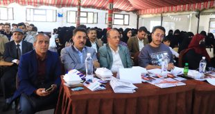 مناقشة مشاريع تخرج طلبة الجرافيكس بجامعة المعرفة